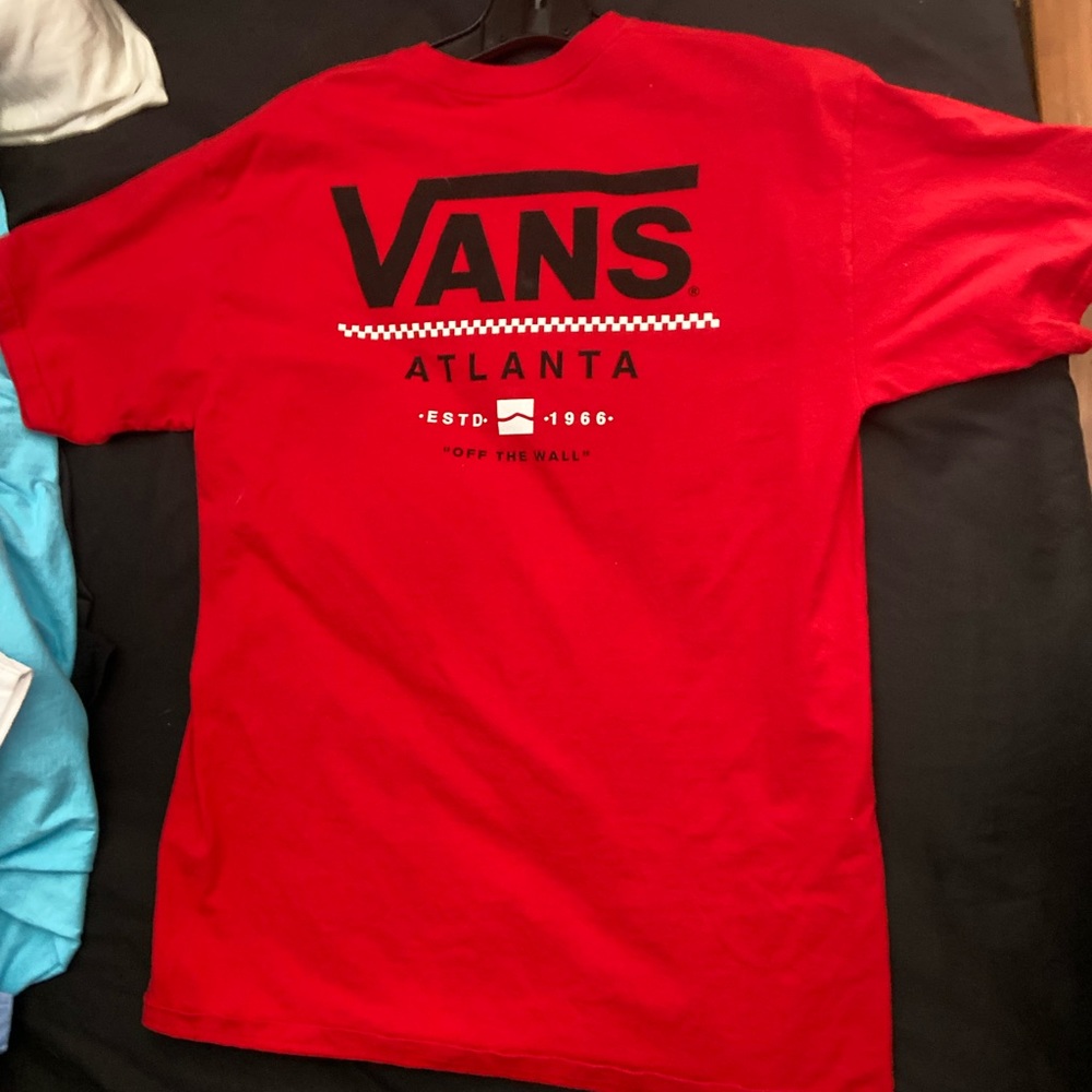 Graphic tee